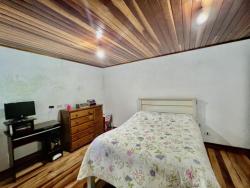 Casa para Venda em Campos do Jordão - 4