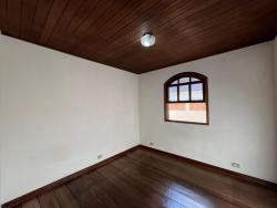 Casa para Venda em Campos do Jordão - 4