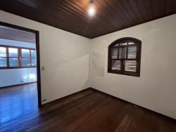 Casa para Venda em Campos do Jordão - 5