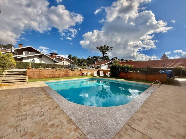 #123 - Apartamento para Locação em Campos do Jordão - SP
