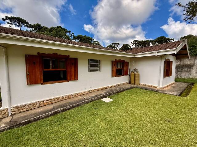 #122 - Casa para Locação em Campos do Jordão - SP